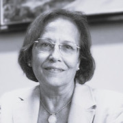 Julia Fawaz Yissi