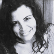 Paula Andrea Lenguita