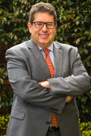Edgardo Cayón