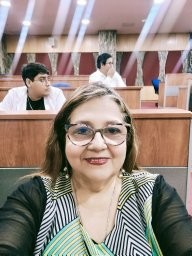 Elke Jacqueline Yerovi Ricaurte