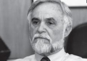 Enrique Semo Calev
