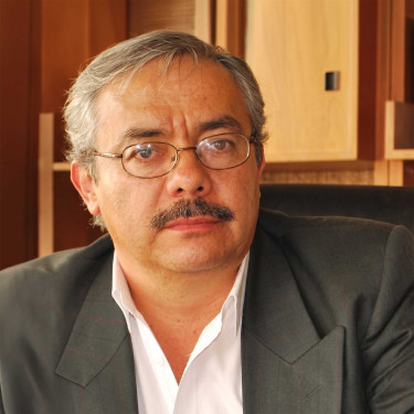 Fernando Checa Montúfar